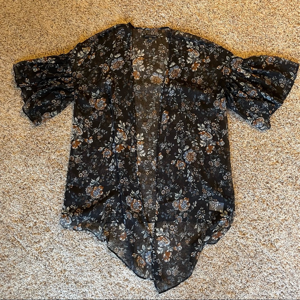 American Eagle kimono - size M